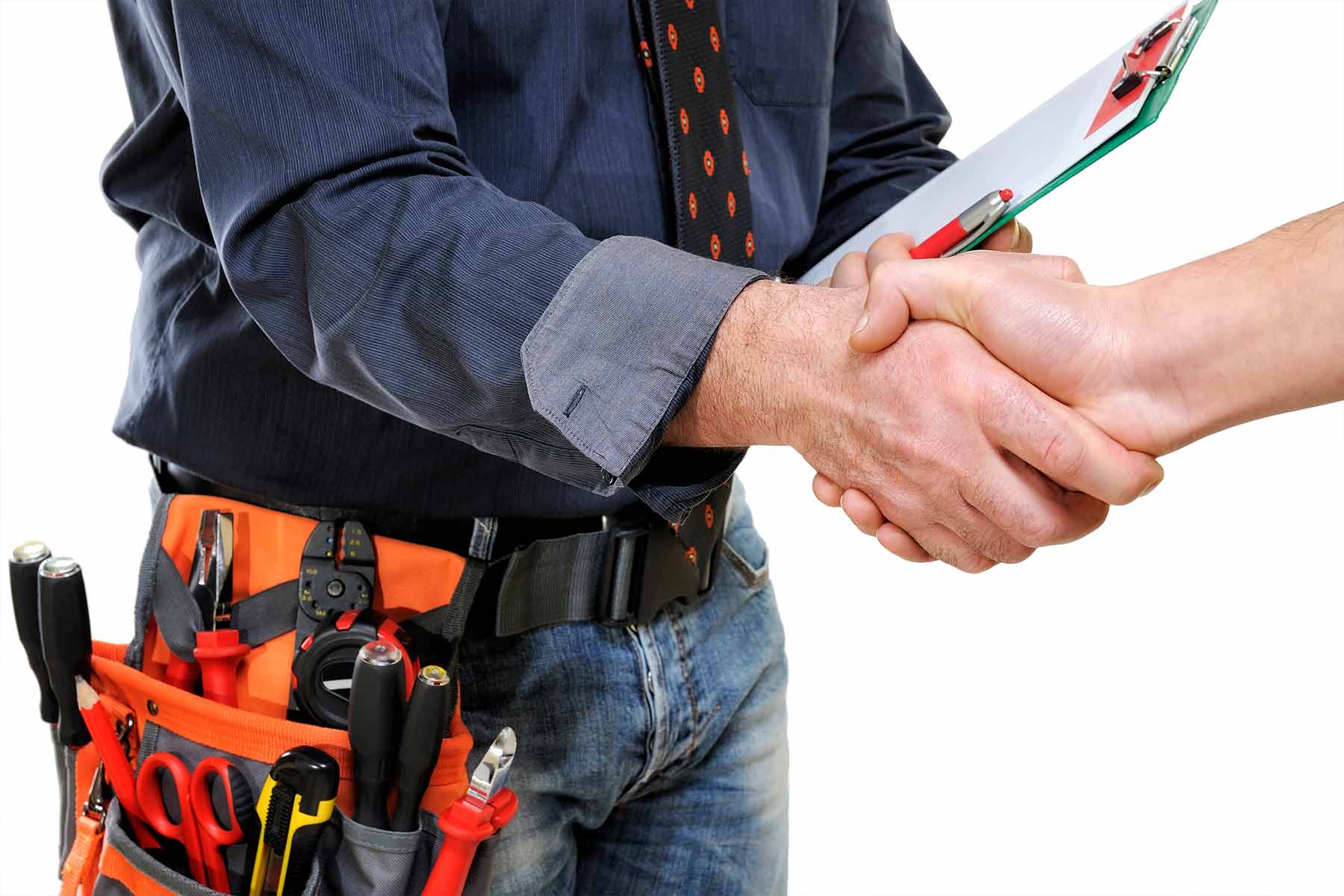 electrician-and-home-owner-shaking-hands