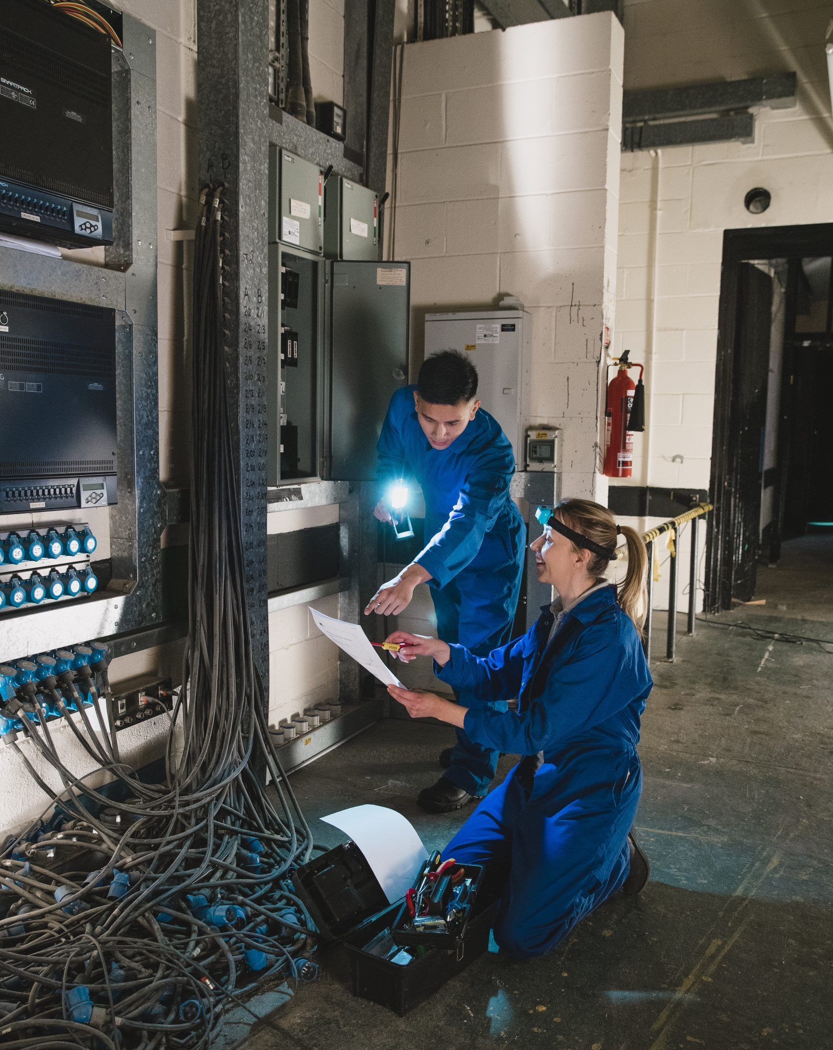 What Is an Industrial Electrician